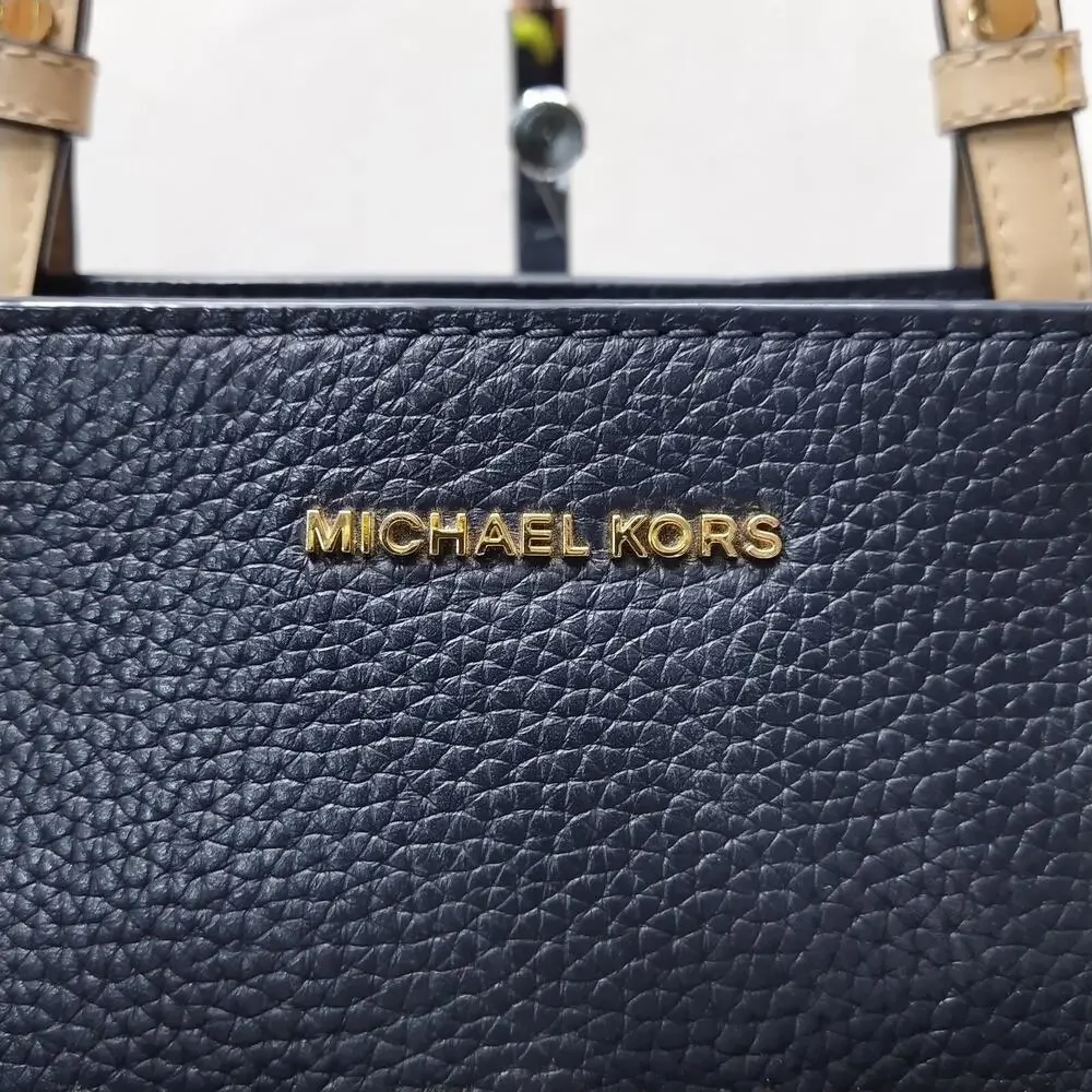 Michael Kors Bedford Midnight Blue Pebbled Leather Pocket Tote Bag - Picture 4 of 16